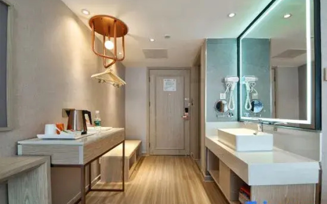 Vienna 3 Best Hotel (Tianzhu Mahuang Long)