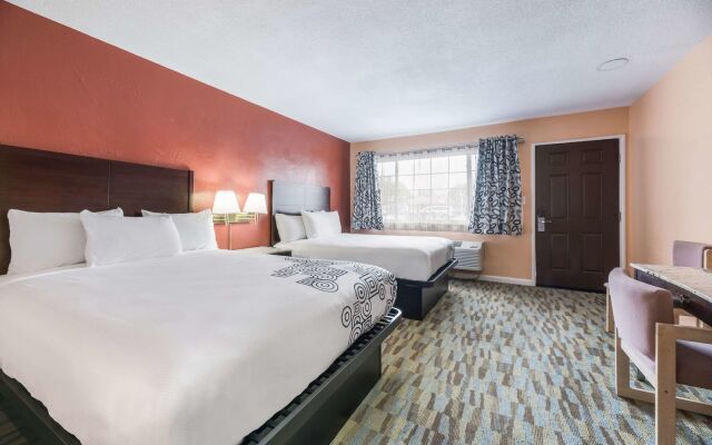 Rodeway Inn