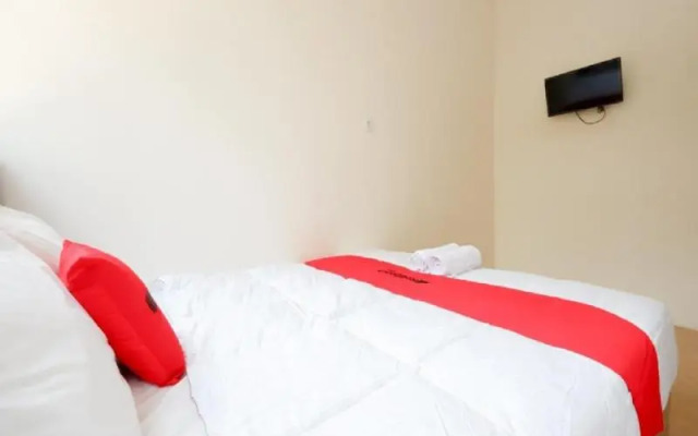 RedDoorz near Akademi Kepolisian Semarang