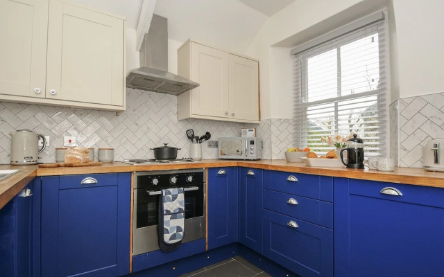Carvannel Cottages