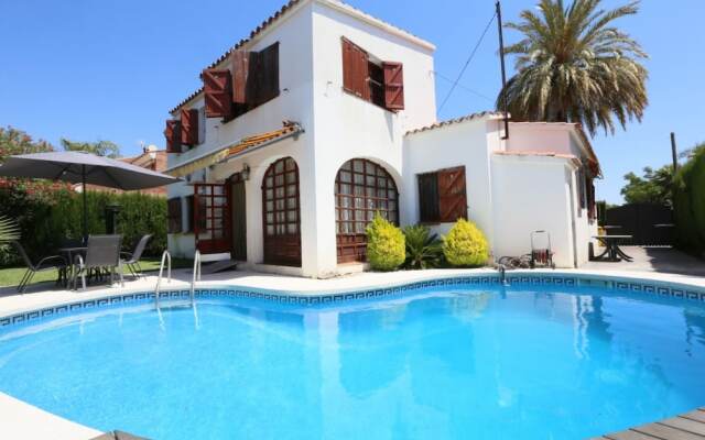 Villa Tranquila Para 11 Personas en Cambrils