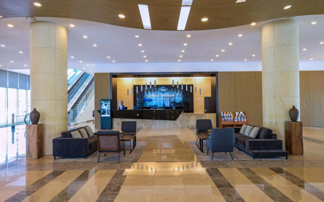 Harbor Park Hotel