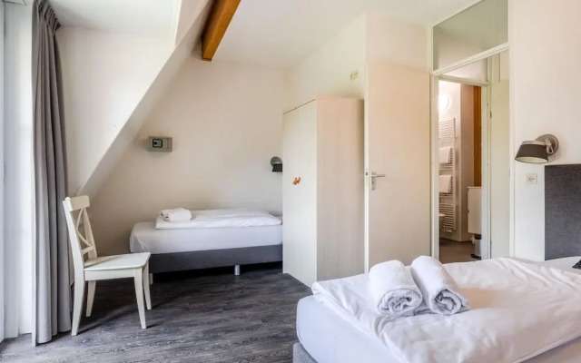Restyled Villa With Sauna, 1km From the Beach