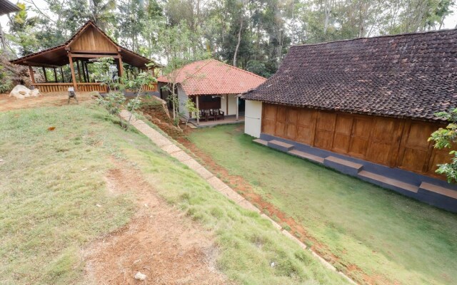 Omah Watu Blencong