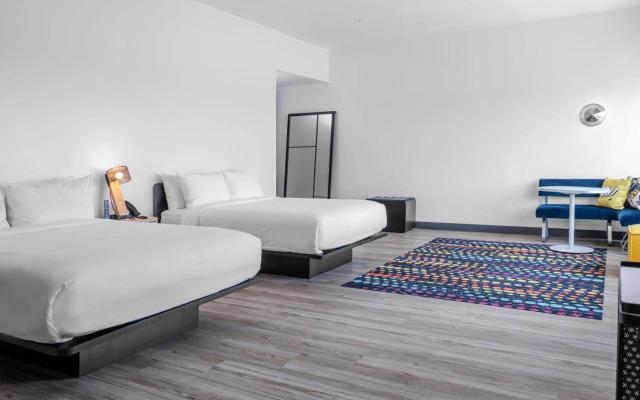 Aloft Dallas Arlington South