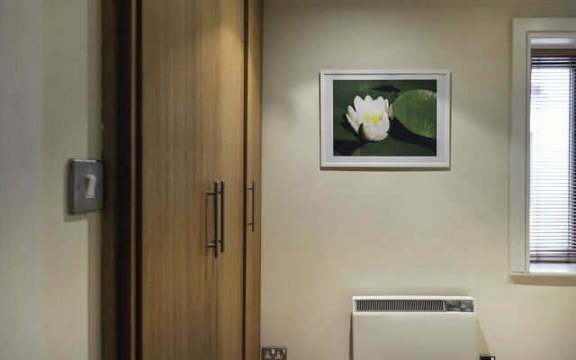 MetroStays - Temple Bar 16