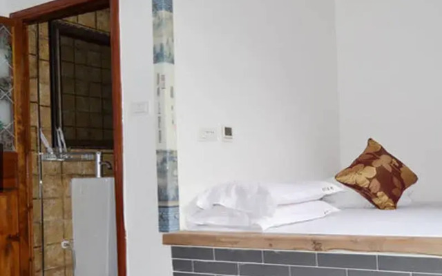 New Dragon Gate Guest House