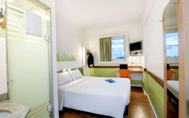 ibis budget Porto Alegre - Supereconômico