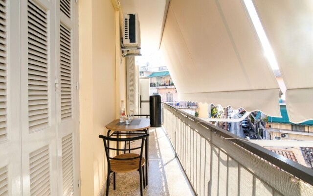 Midtown Apartment by CorfuEscapes