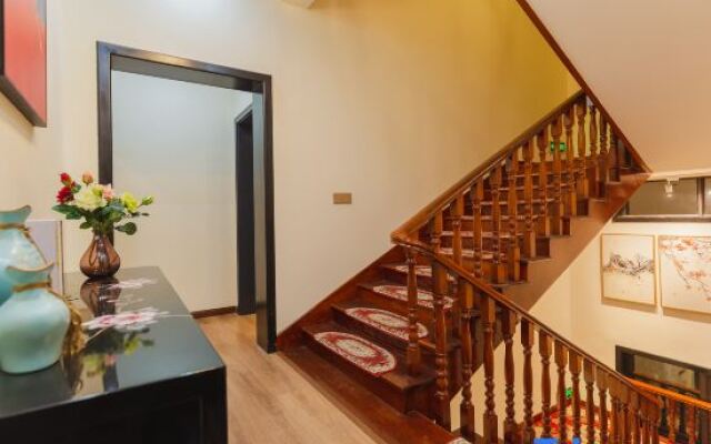 Zhouzhuang Shuimu Private Holiday House