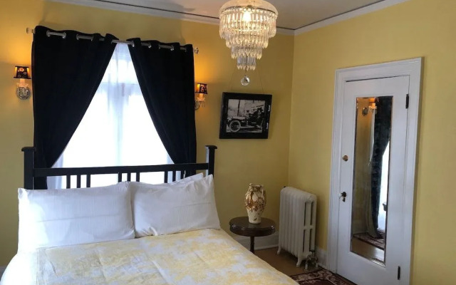 Pendleton House Historic Inn and B&B