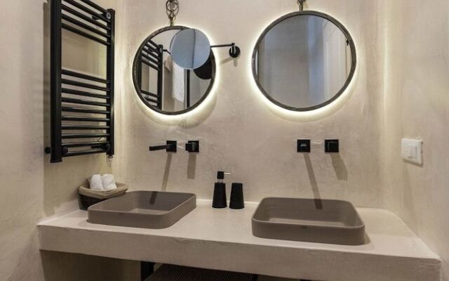 Villa Veneta at Ornos Sea View