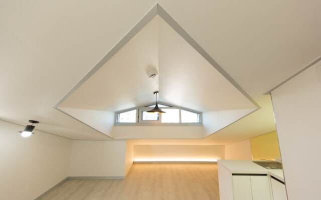 Incheon airport W Premium guesthouse