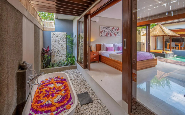 Royal Nyanyi Villa