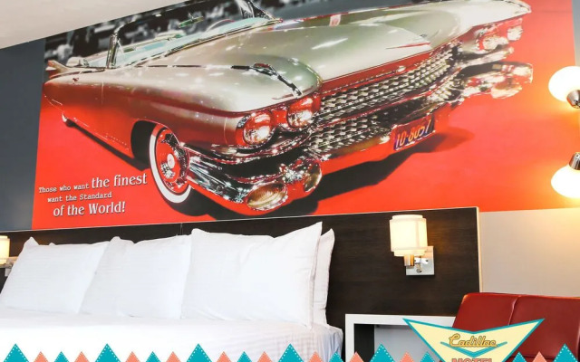 Cadillac Motel