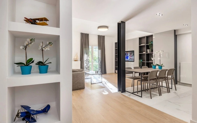 Stylish Formionos Apartment