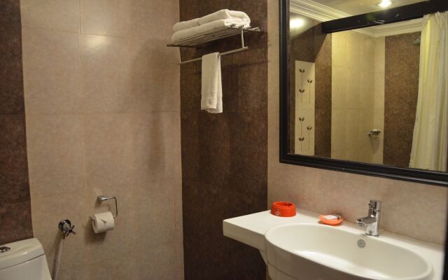 Hotel Pushpak