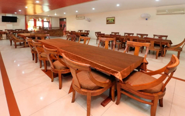 Hotel White Spott By OYO Rooms