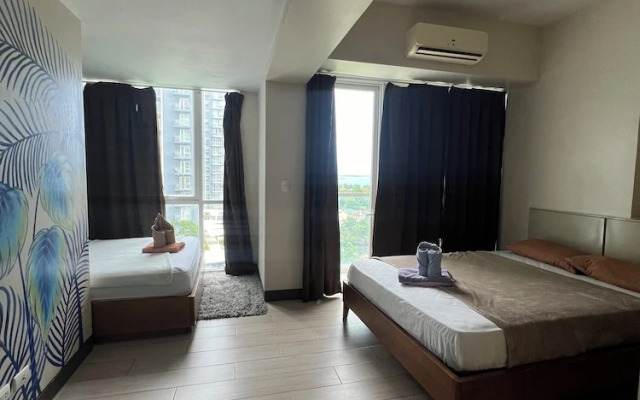 Seaview 2 bedroom near Airport