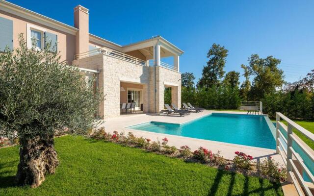 Villa Divine By ILC