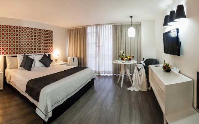 Hotel El Ejecutivo by Reforma Avenue