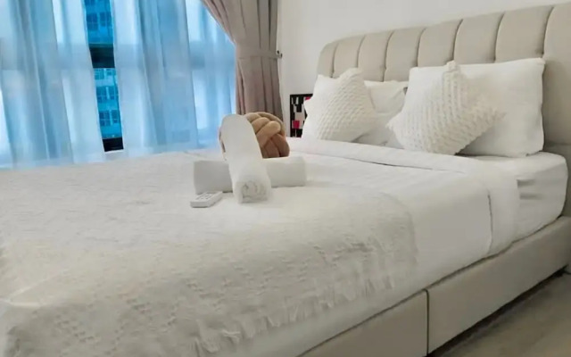 AGILE Infinity Suites TRX By AR