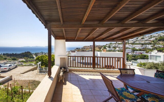 Comfy Villa With Shared Pool and Terrace in Bodrum