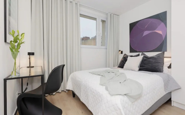 Cosy City Center Apartment by Renters