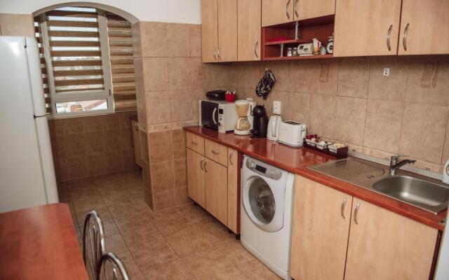 Adrian Home 3 rooms apartment