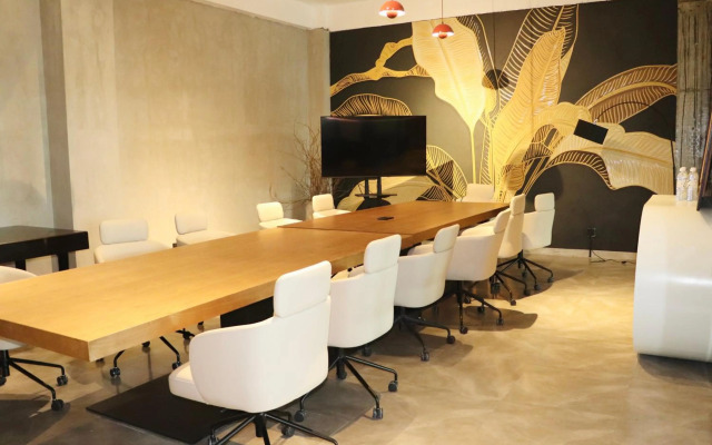 Maxx Phnom Penh Downtown (By H World)