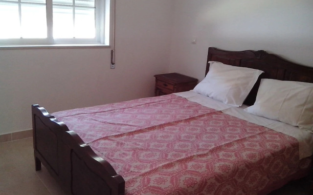 Lovely 1-bedroom Apartment in Olhos de Agua