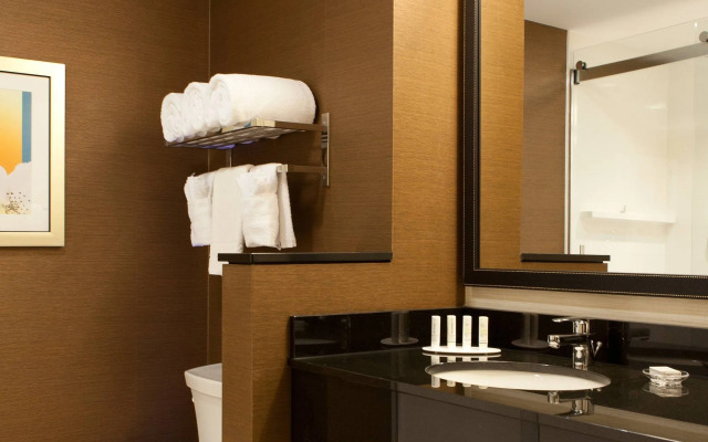 Fairfield Inn & Suites Lethbridge