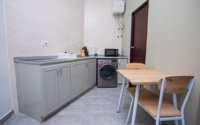 The Blank Lounge & Apartment
