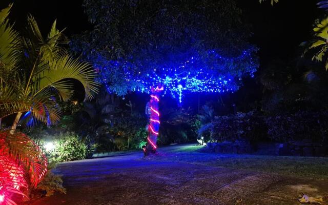 Residence Can' Hibiscus