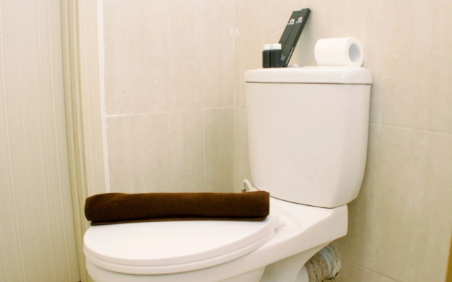 Minimalist And Cozy Stay 2Br At Meikarta Apartment