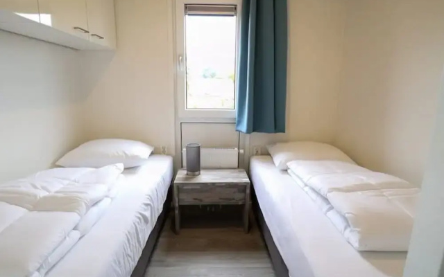 Modern Holiday Home With Dishwasher