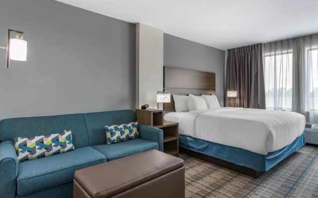 MainStay Suites Milwaukee/Franklin