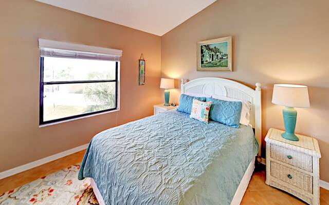 Sunny Unit #L31 - 2 Br Condo