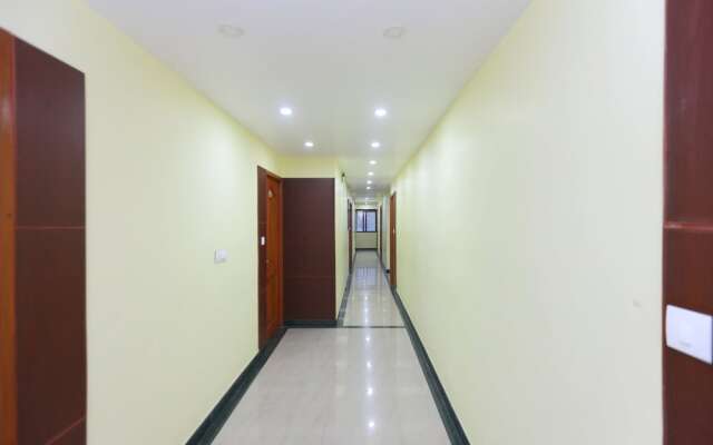 OYO 15558 Sri Sai Nivas Inn
