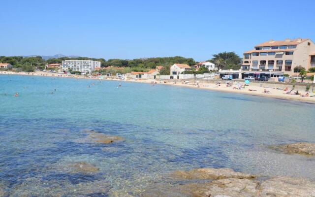 Spacieux T2 vue mer panoramique Le Brusc