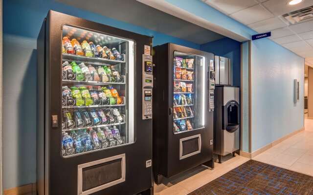 SureStay Plus Hotel by Best Western Humble