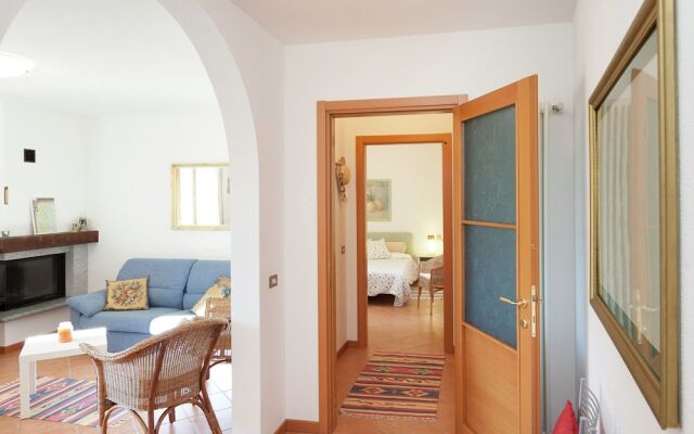 Simplistic Apartment in Consiglio di Rumo With Fenced Garden