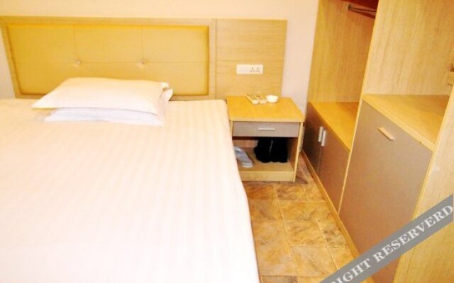 Yihu Hotel