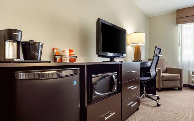 Sleep Inn & Suites Fargo Medical Center