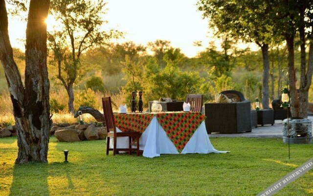 Wildtrack Safaris Eco Lodge