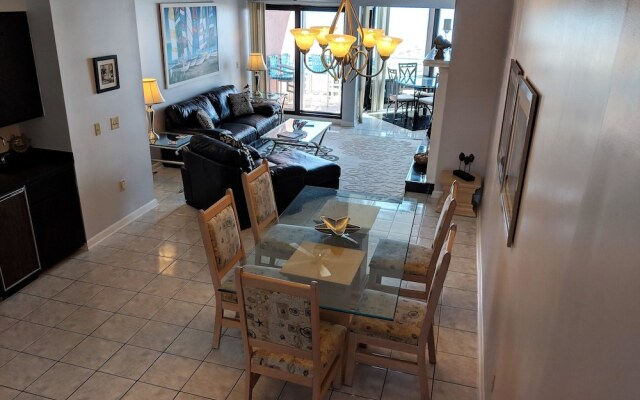 Palm Beach Club by Surfside VR