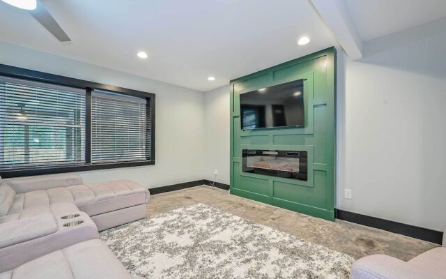 Stylish Atlanta Retreat < 7 Mi to Midtown!