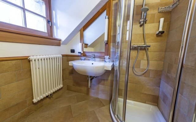 Rifugio Lago Nambino