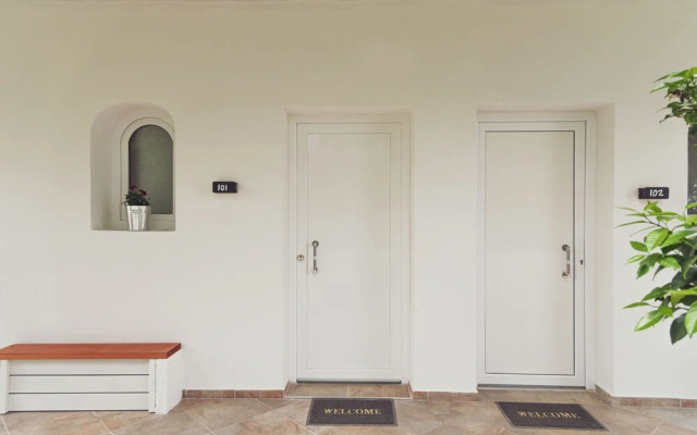 The Greco Suites