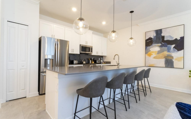Luxury Townhome Near Disney